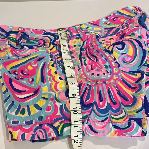 Lilly Pulitzer The Gallahan Multicolor Shorts Size: 6 - Picture 7 of 9